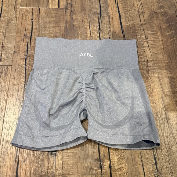 AYBL Empower Seamless Short - Picture 2 of 3